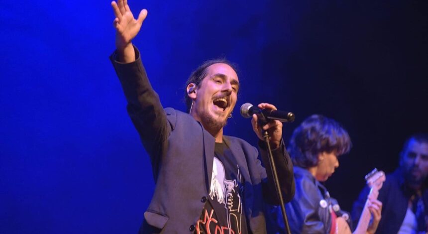 cantante en tu fiesta me cole